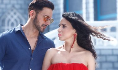 Rajniesh Duggal & Rozlyn Khan’ love ballad ‘Aa Bhi Jaa’ teaser is out 