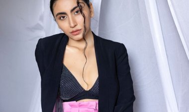 The gifted actress Khatija shares her take on Friendships Day