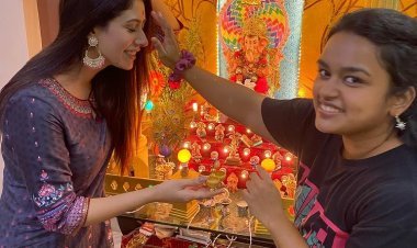Warina Hussain Gets Brutally Trolled For Ganpati Darshan
