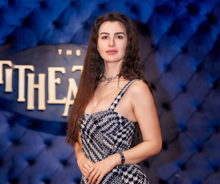 Giorgia Andriani Sets The Temperature Soaring In A Bodycon Dress With A Plunging Neckline