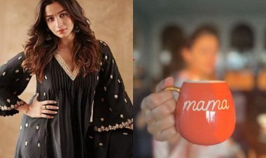 Alia shared the first photo after becoming a mother