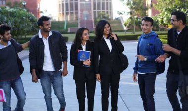 More than 5 lakh expatriates reached Britain in a year