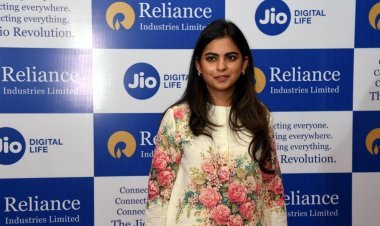 Reliance buys 51% stake in Lotus Chocolate