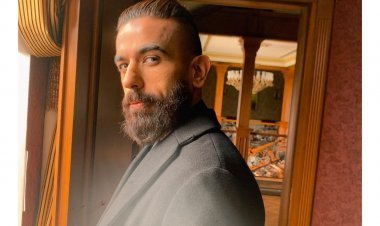 Vaarun Bhagat starts his year with a beautiful performance speaks on his current role