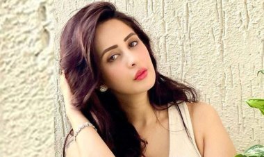 Sukesh wanted to implicate Chahat Khanna after Jacqueline-Nora: Said- proposed sitting on his knees in jail