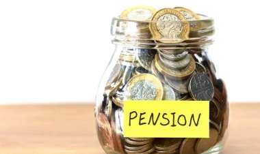 Higher pension or interest on money kept in PF account? Which will earn more