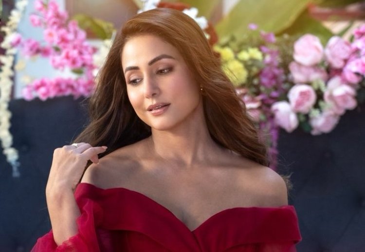 Hina Khan's Musical Debut Shines with 'Barsaat Aa Gayi Acoustic Version' by Javed-Mohsin