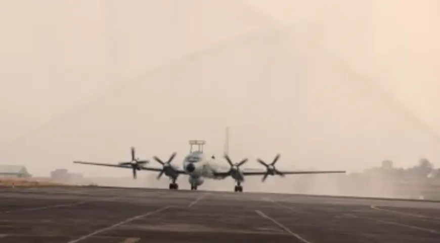 Indian Navy: Naval aircraft IL-38 Sea Dragon bid farewell, said goodbye after 46 years of service