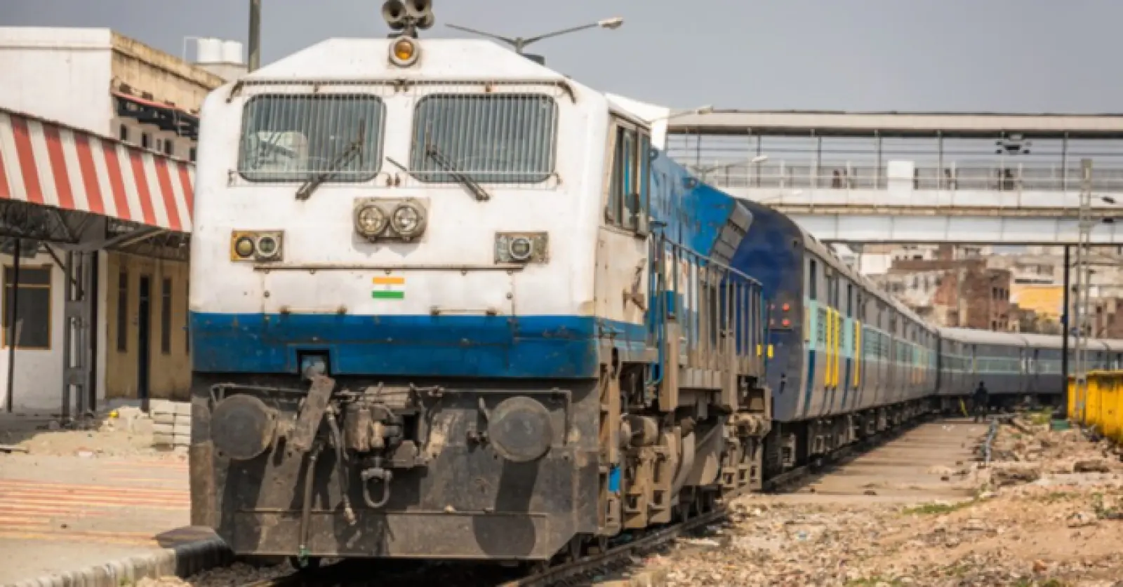 1465 route km, anti-collision system Kavach deployed on 139 engines, work going on in main corridors