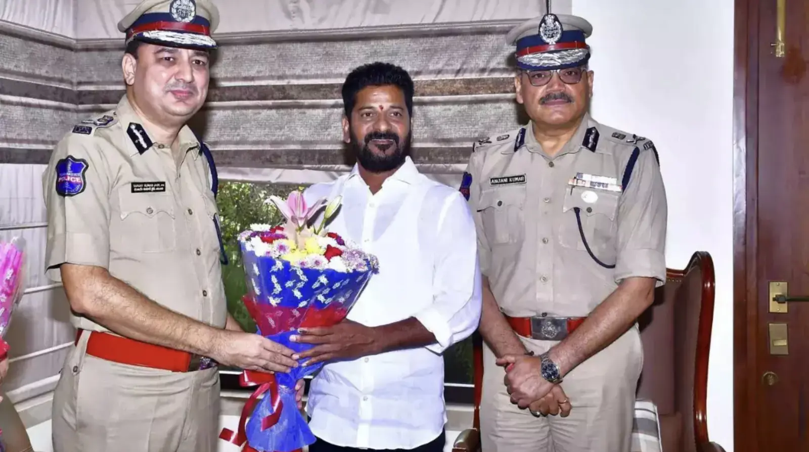 Election Commission cancelled the suspension of former DGP of Telangana, action was taken after meeting CM Reddy during counting of votes