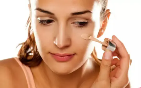 Avoid making these 4 blunders while applying foundation since they will ruin the entire look