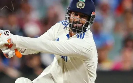 Travis Head thrashed the Indian bowlers again and made a big record by hitting seven sixes on Ashwin's ball