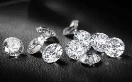 Government's new policy will protect customers from fake diamonds; Efforts to give certificate on the lines of gold