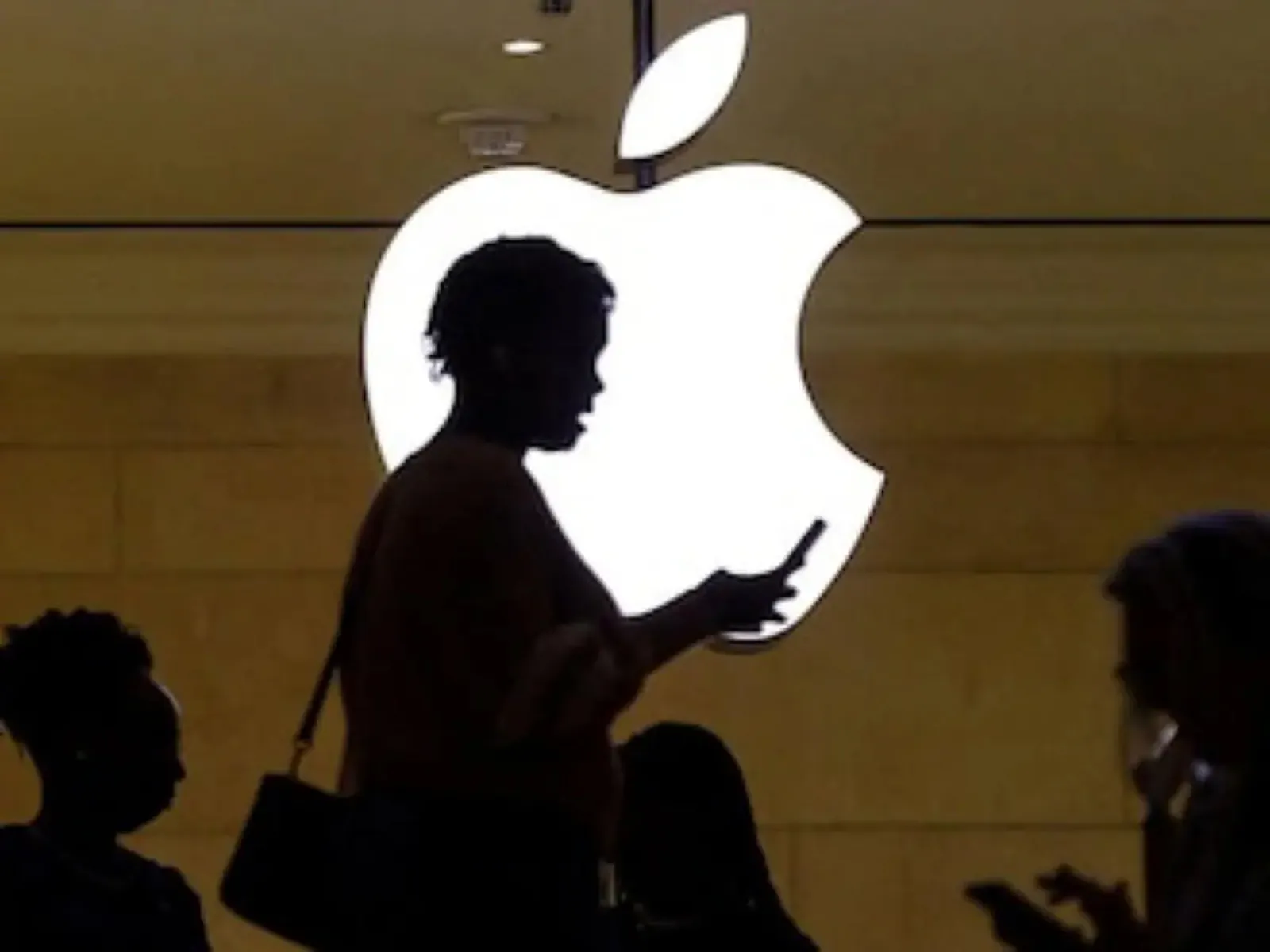 Apple got fined $95 million in Germany for misuse of Siri, loss in anti-corruption appeal