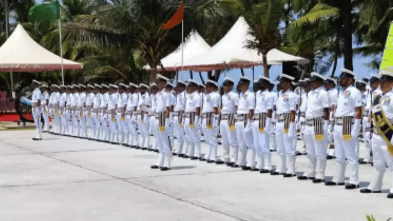 Navy chief gave the commanders seven key guidelines, stressing everything from new technologies to combat capability