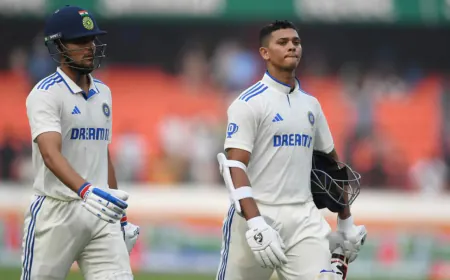 India's 'auspicious' start, Yashasvi-Gill hit centuries; England bowlers were out of breath on the first day