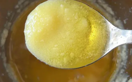 Mix one spoon of Desi Ghee in lukewarm water and drink it daily to get these amazing benefits 
