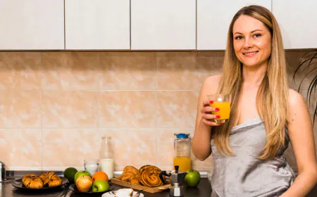 Drink these juices to increase collagen in your body after the age of 30