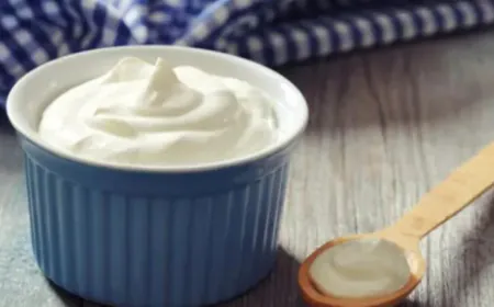 Just mix these 2 things with curd and use it like this to cure vitamin B12 deficiency