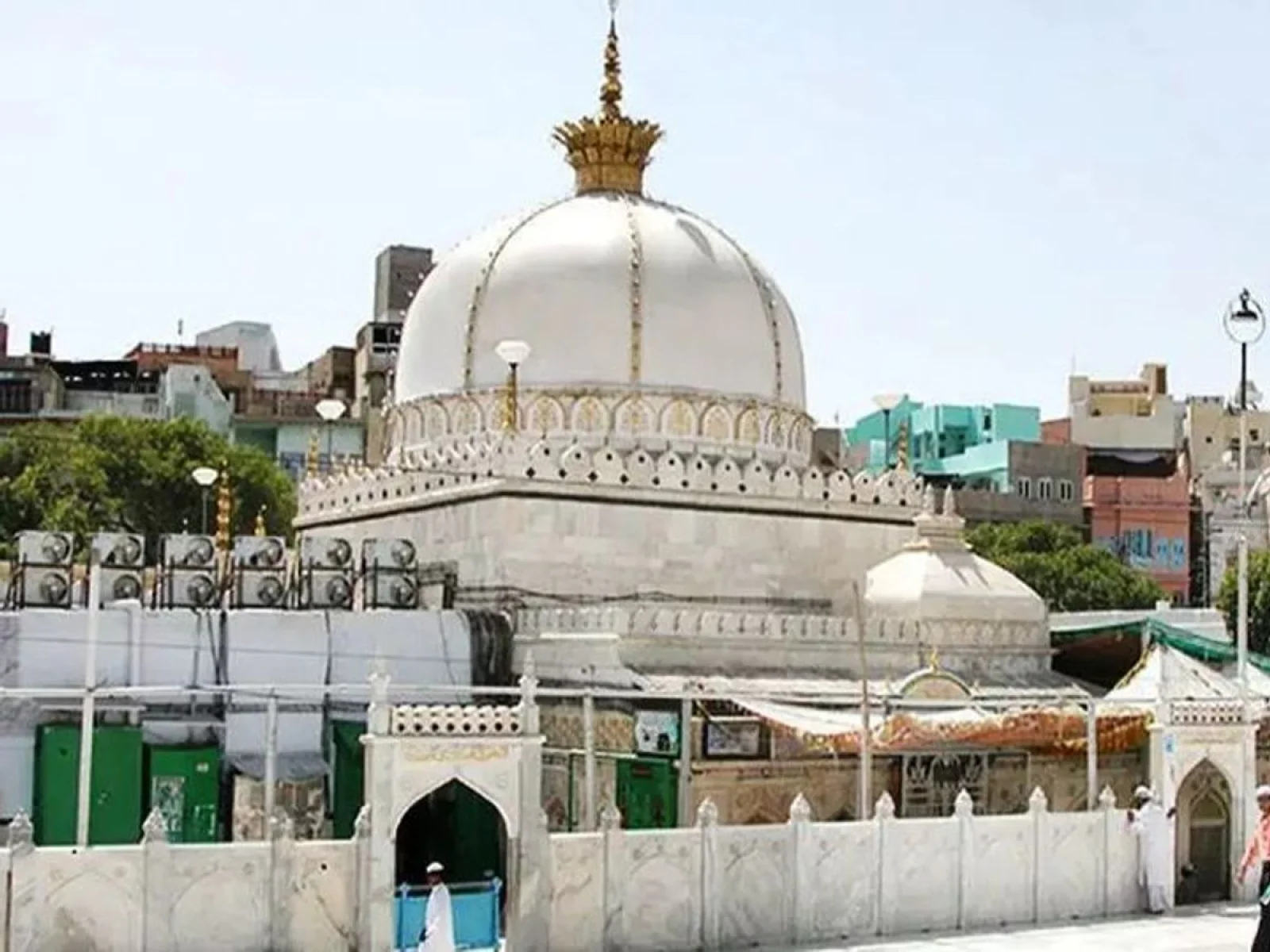 Ajmer Court Orders CCTV Installation Across Khwaja Sahib Dargah, Warns of Strict Action Against Opposition