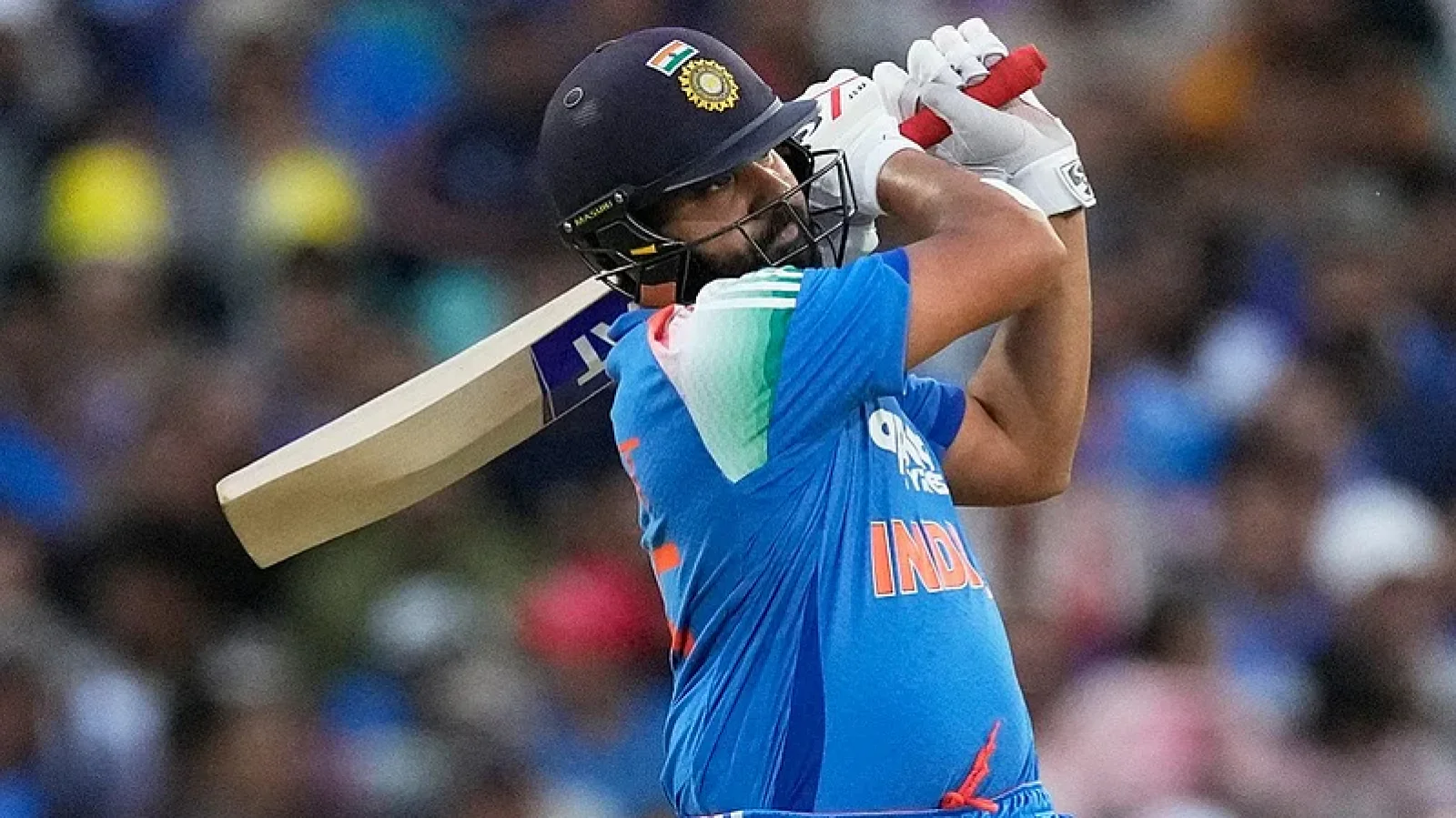 Rohit Sharma’s Ton in Sydney Helps Him Equal Virat Kohli and Sachin Tendulkar Record